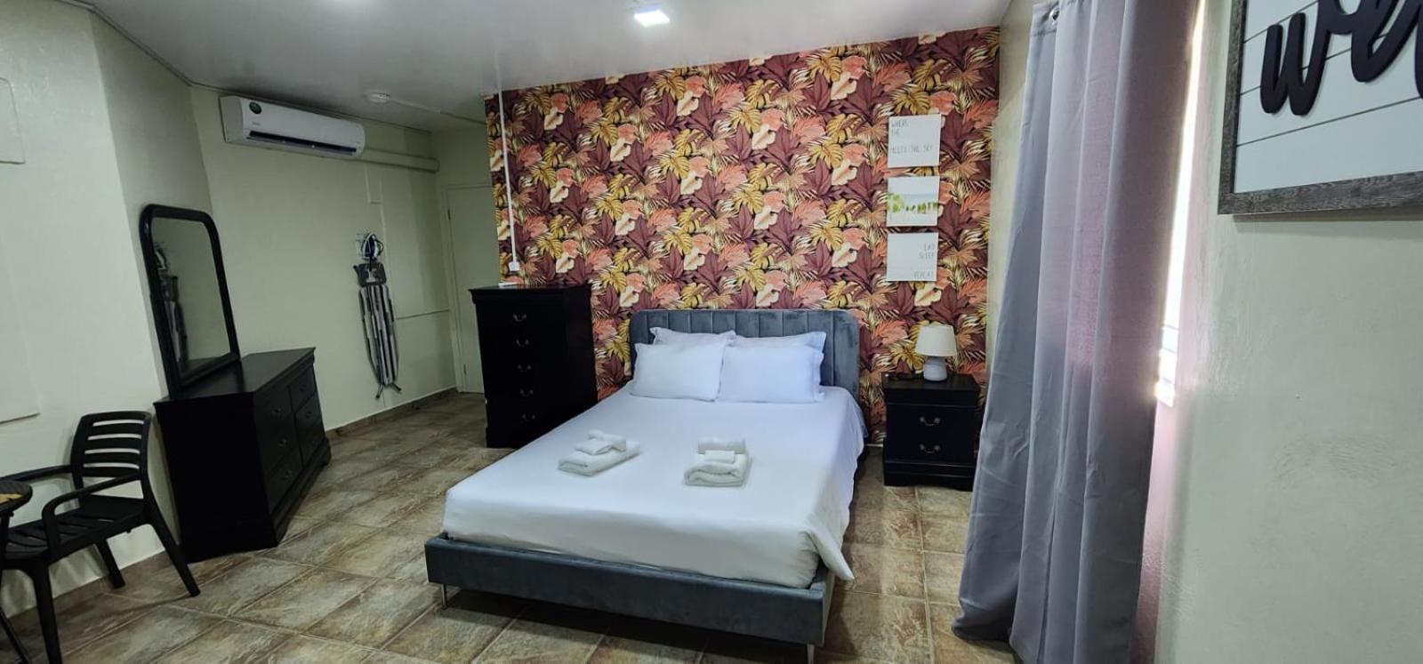 Cozy Studio Apartment Minutes From The Beach 빌렘스타트 외부 사진